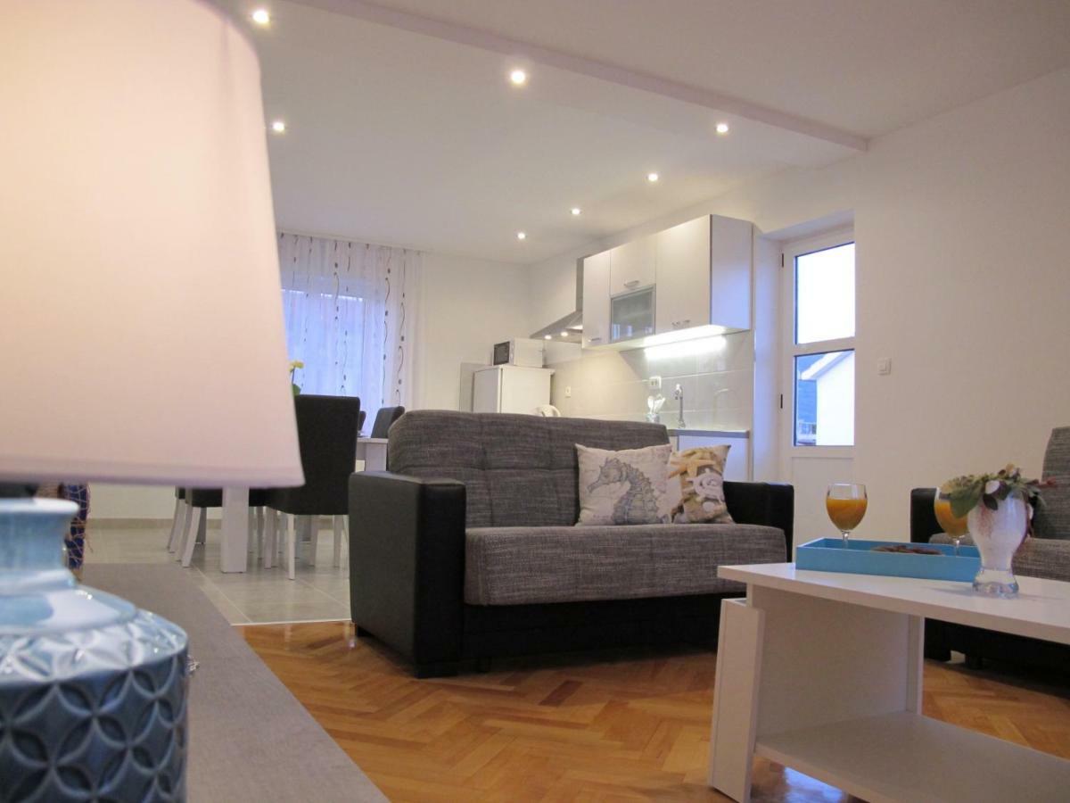 Perivoj Apartamento Kaštela Exterior foto