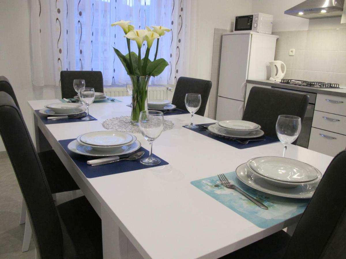 Perivoj Apartamento Kaštela Exterior foto